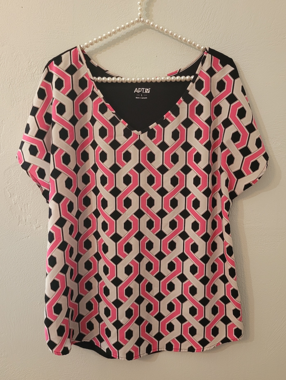 Apt.9 Bright & Colorful Top Size Large!